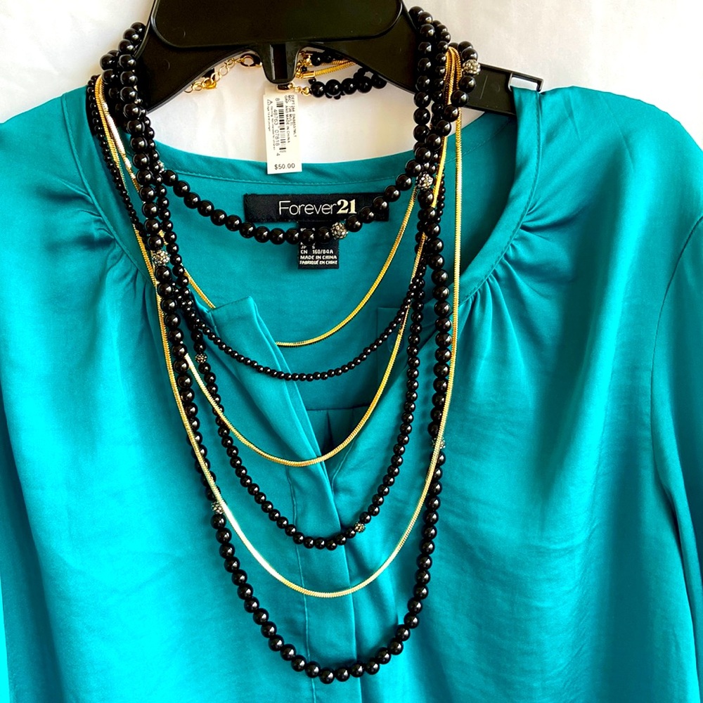Anna and Ava Necklace. New
